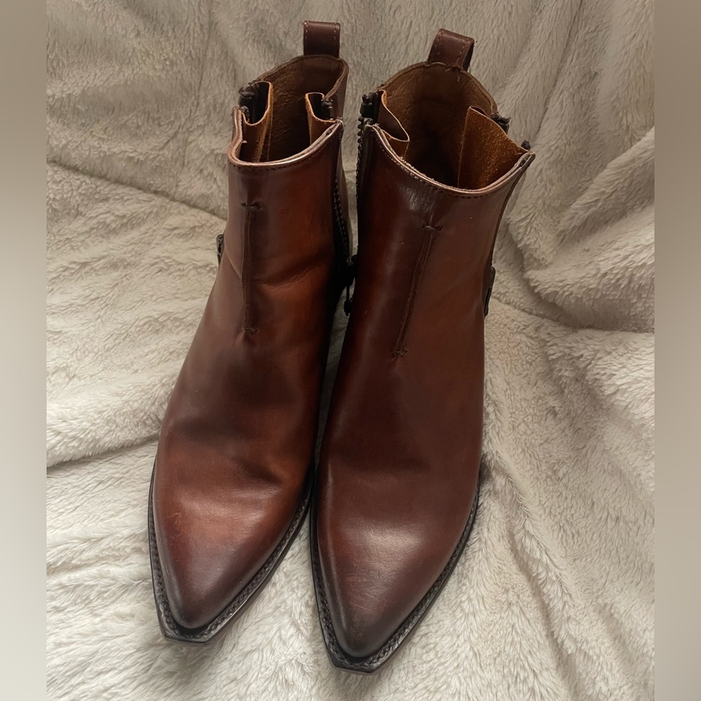 Frye Rosalia Booties